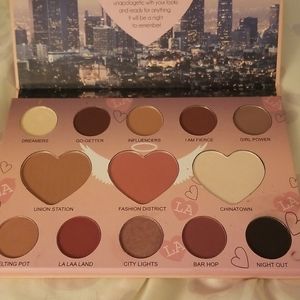 Italia Angel glam stunning palette